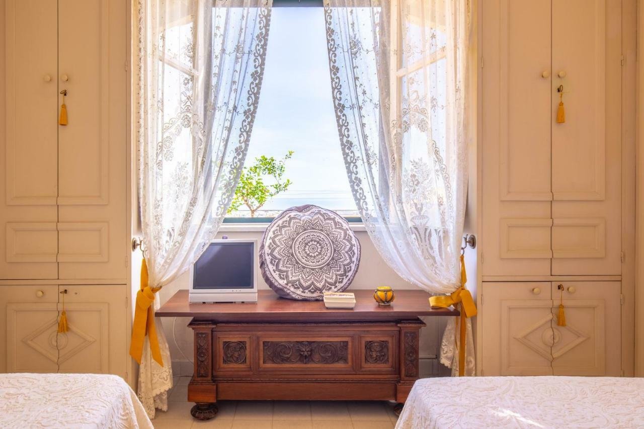 Willa Solemar Sicilia - Casa Porto Bagnera Santa Flavia Zewnętrze zdjęcie