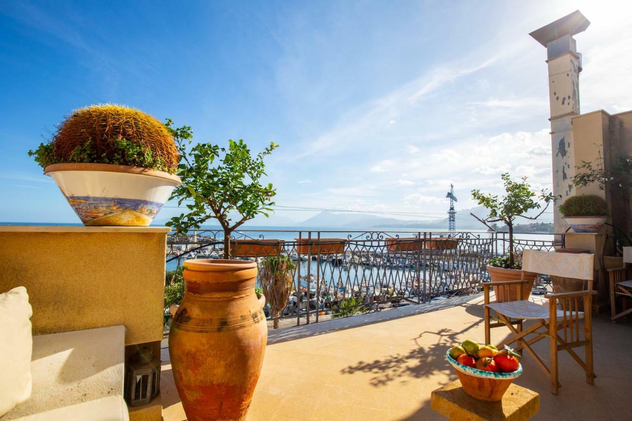 Willa Solemar Sicilia - Casa Porto Bagnera Santa Flavia Zewnętrze zdjęcie